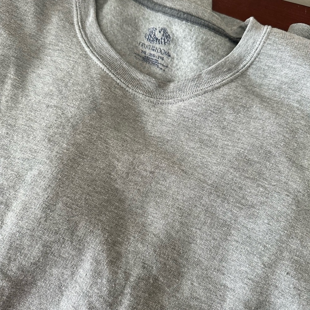 Fruit of the Loom Classic Gray Pullover